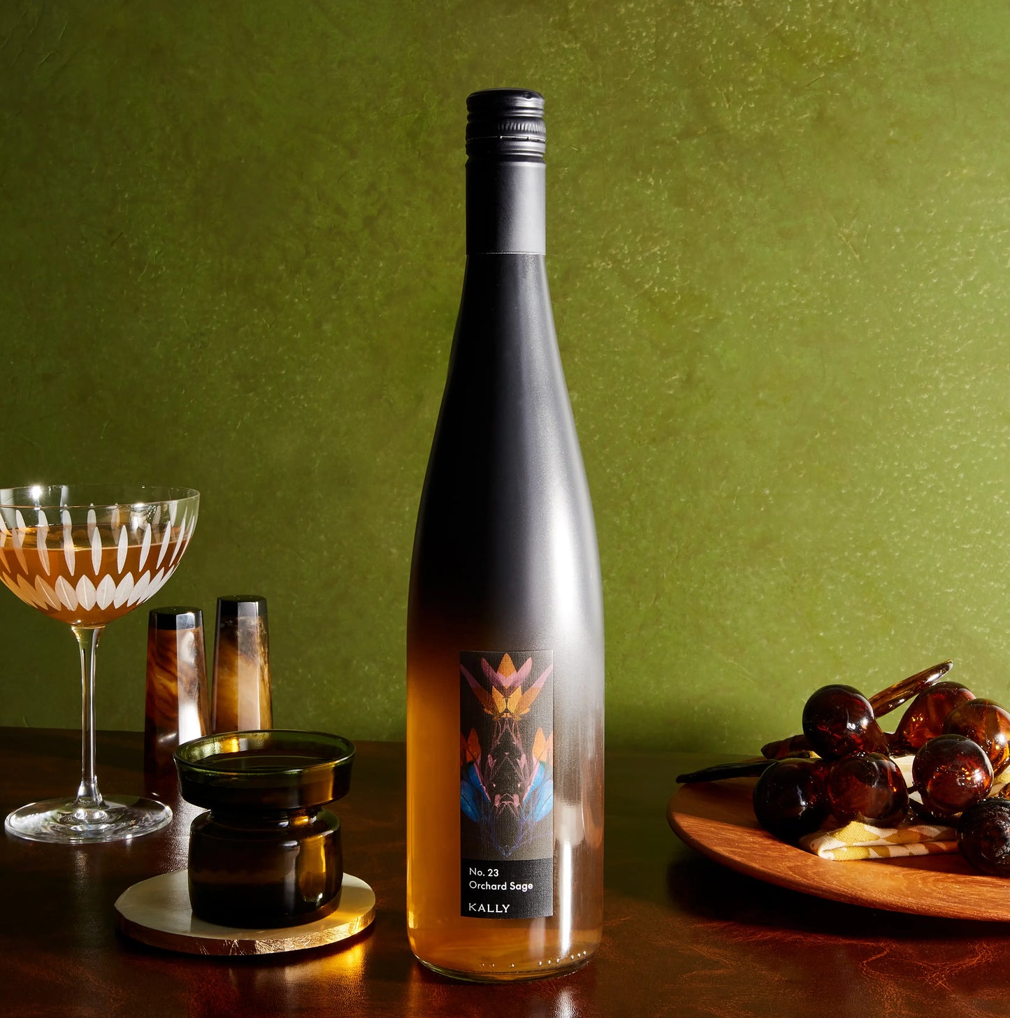 Kally Orchard Sage Sipper, 700mL/24oz Bottle